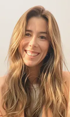 Jennifer Jaye, LCSW headshot, Clinical Social Worker and Advisor to Betteroo